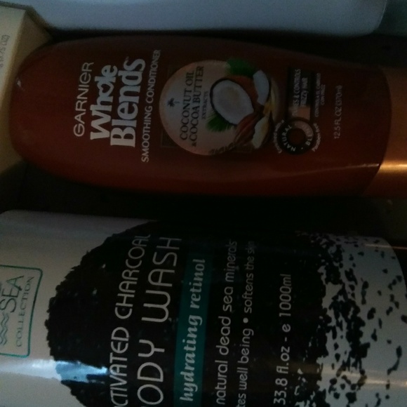 Bundle - Picture 3 of 7